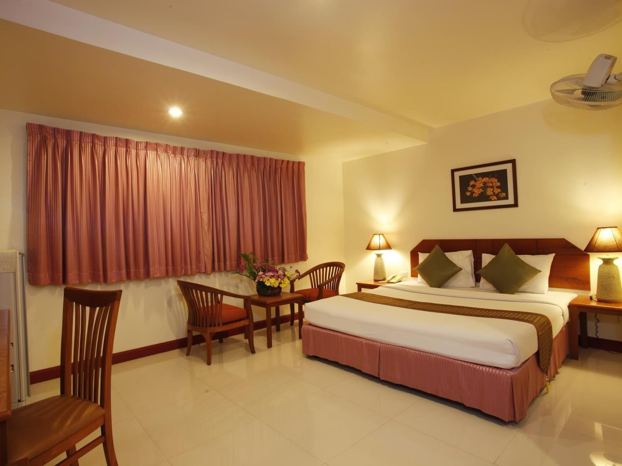 Orchid Resortel Patong Exteriör bild