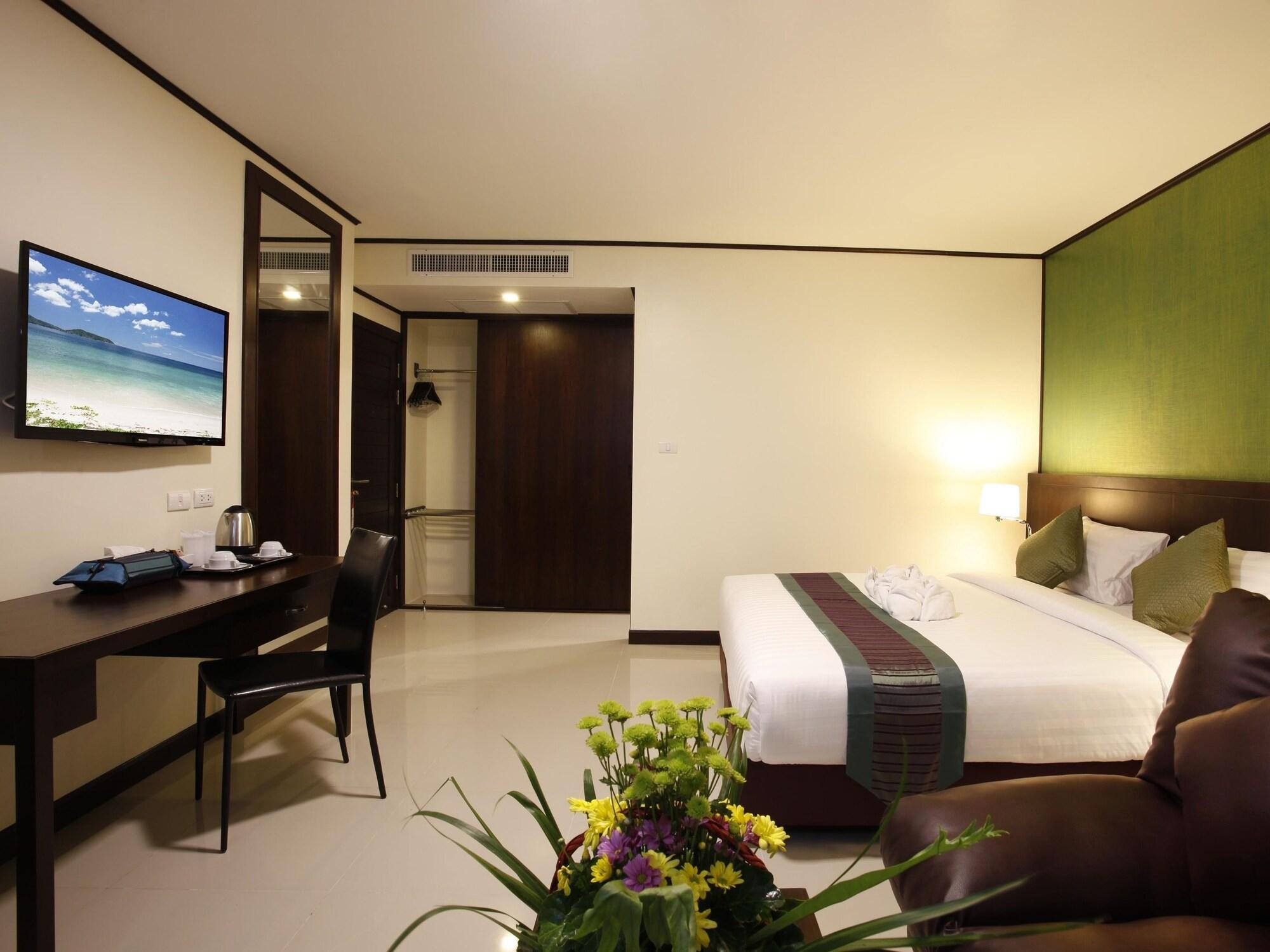 Orchid Resortel Patong Exteriör bild