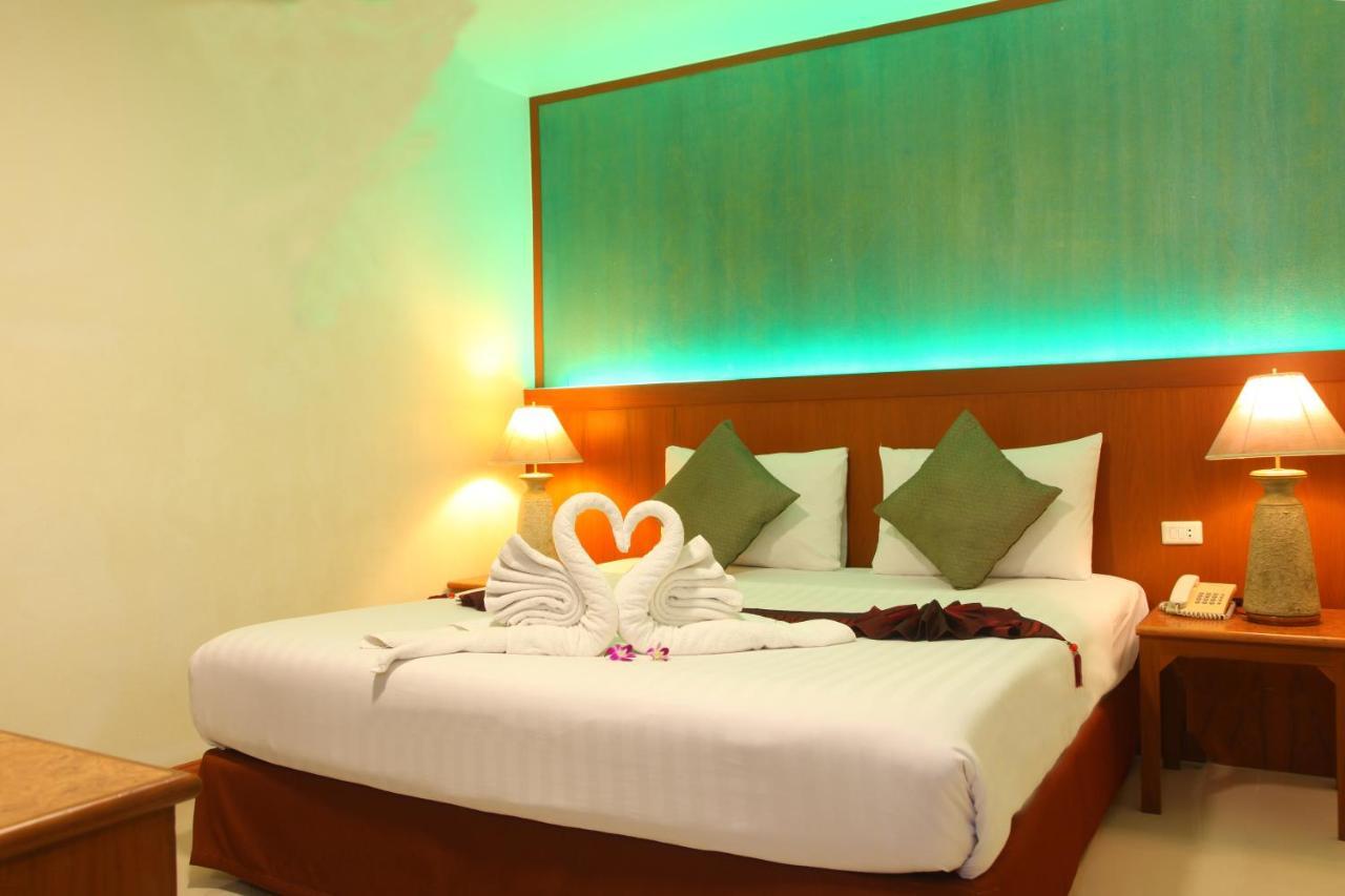 Orchid Resortel Patong Exteriör bild