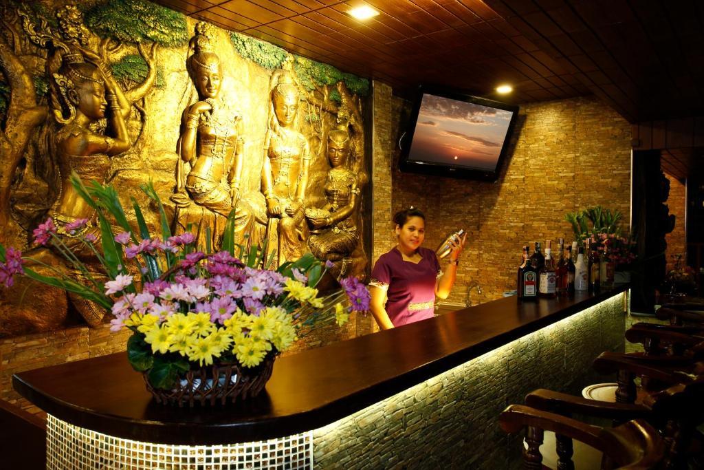 Orchid Resortel Patong Exteriör bild
